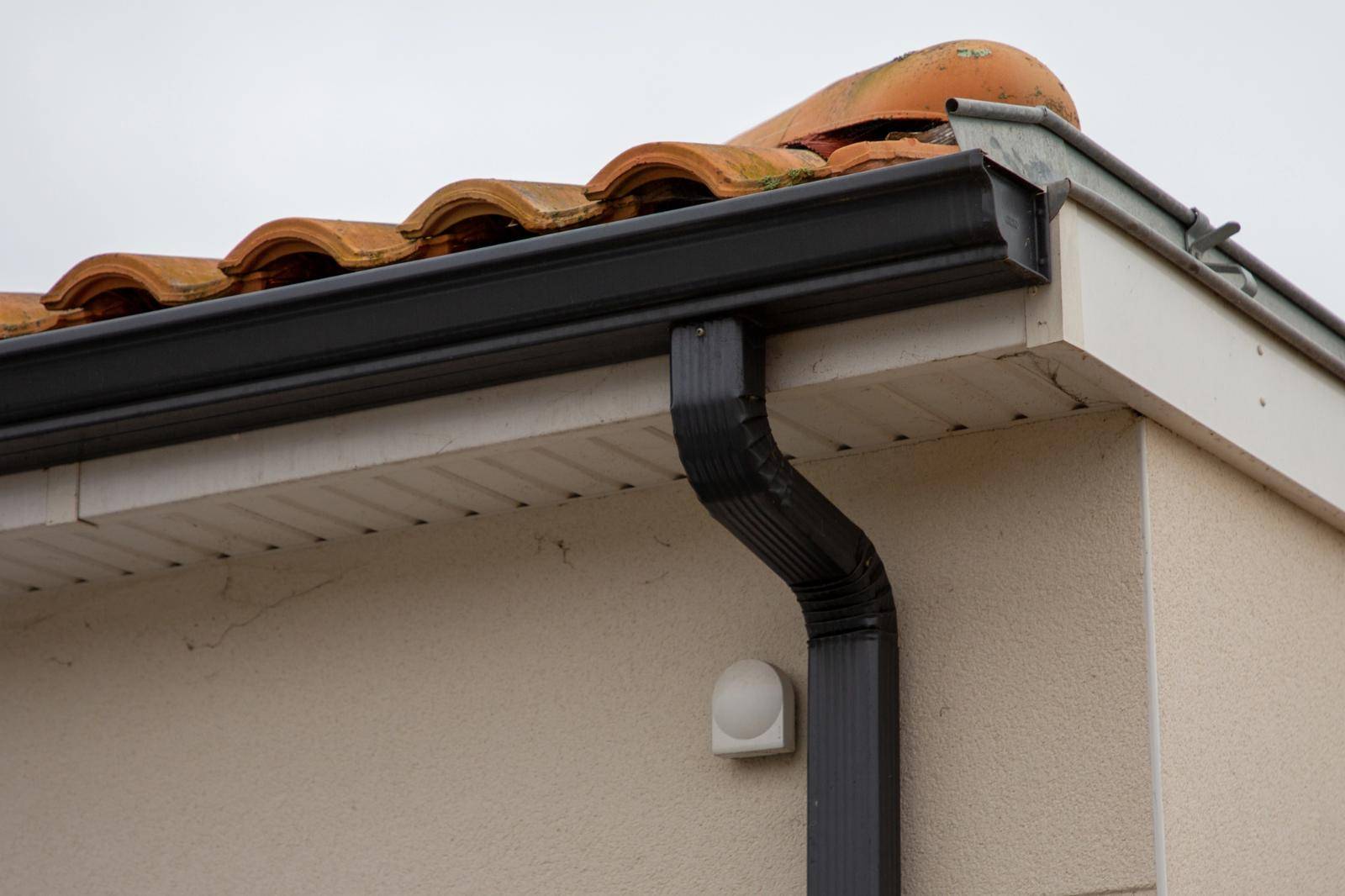 Gutter 1